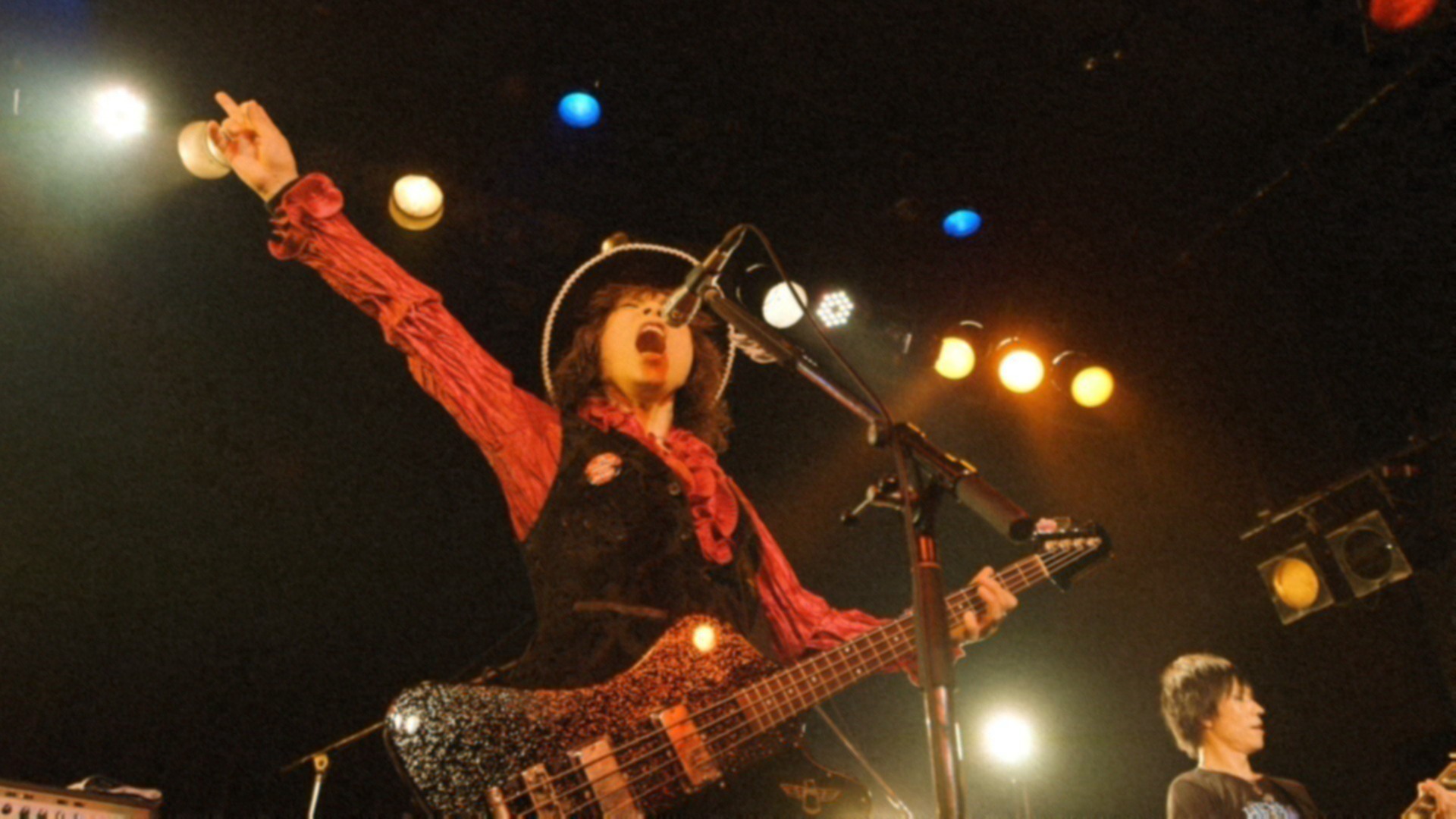 (未使用･未開封品)TRIUMPH A GO! GO! ~ HEESEY Live at UNIT,TOKYO [DVD] NEW LIVE DVD 『TRIUMPH A GO! GO! 〜 HEESEY Live at UNIT